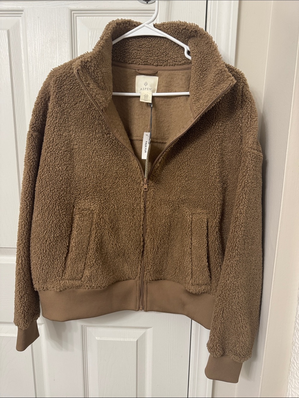 NWT Aspen Brown Sherpa Zip-Up Jacket